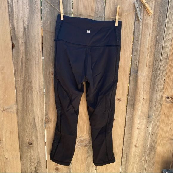 LuluLemon black leggings size 4 - Picture 6 of 11
